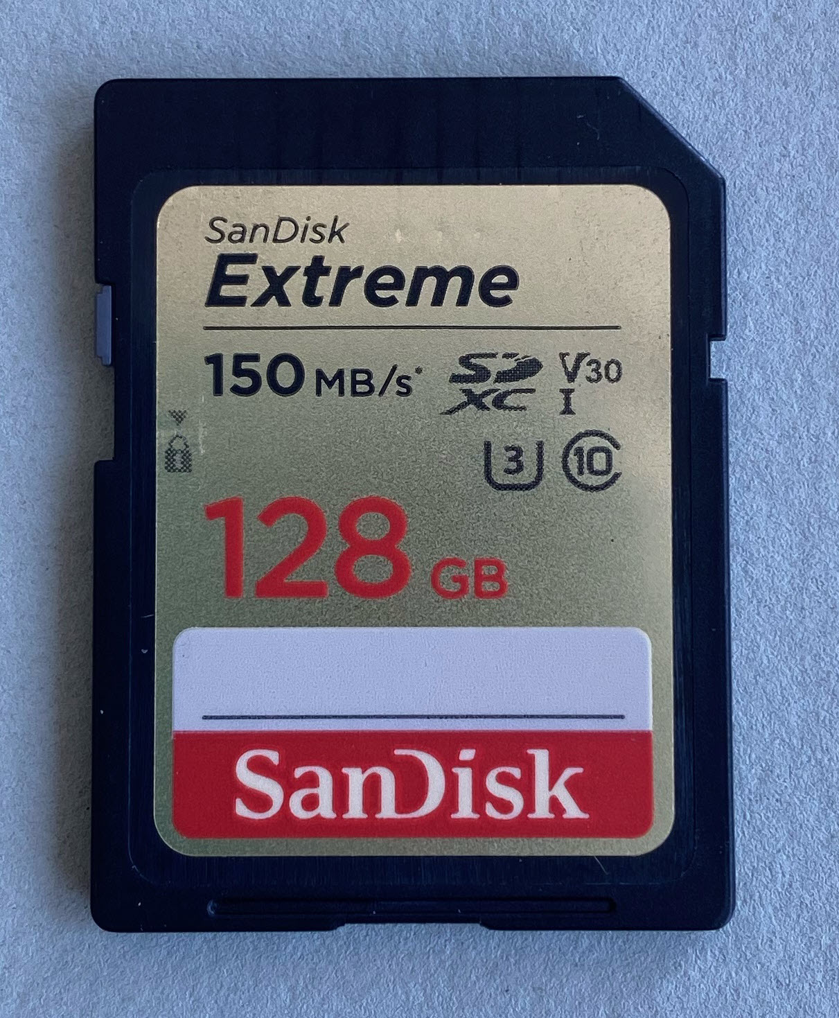 128GB high-speed SD card